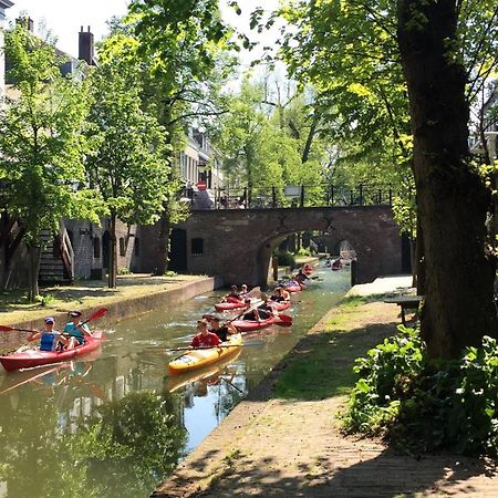 Large Historical Apartment & Canal Terrace Utrecht Exteriör bild