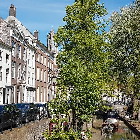 Large Historical Apartment & Canal Terrace Utrecht Exteriör bild